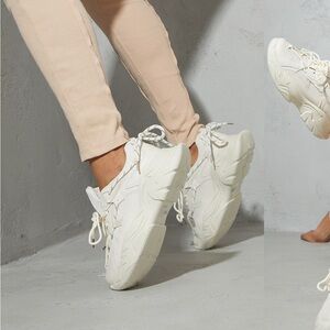 NIB PrettyLittleThing Lt Gray Chunky High Top Trainers, 7